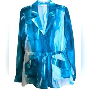 Calvin Klein size M, never worn